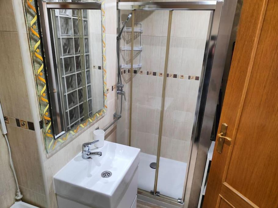 Piso Acogedor En Malaga Apartment Ngoại thất bức ảnh